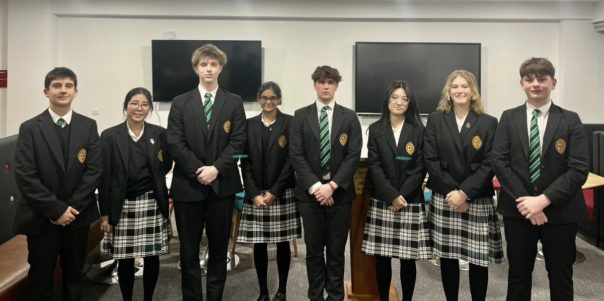 HaywoodsHouse's tweet photo. Congratulations to @rushebrookes and @HaywoodsHouse for a hugely enjoyable and fiercely contested junior Interhouse debate. Both teams were outstanding! Thank you to all the staff and pupils for their support #Interhousedebating #thinkingonyourfeet #workingtogether https://t.co/dpVkzFSJH8