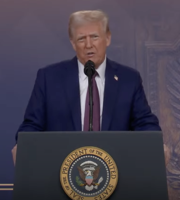 2024 sagte Ursula von der Leyen auf dem WEF, dass die Nummer eins Priorität für die WEF Agenda das Thema "Misinformation und Desinformation sei"
2025 sagte Trump gerade eben, dass die Wörter 

"Misinformation und Desinformation" von Menschen gebraucht werden, die den freien