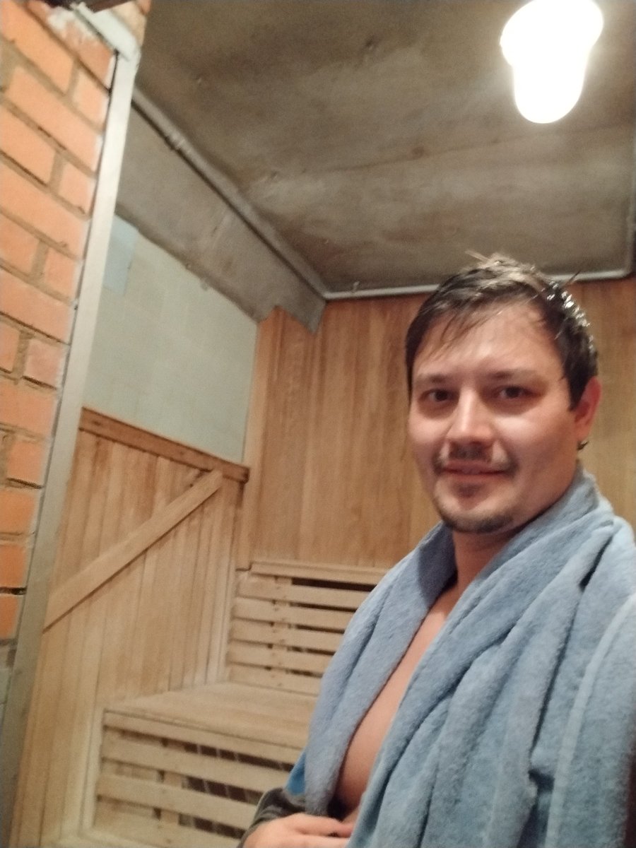 Alextsm18's tweet photo. Or maybe put hot stones on your eyes? the so-called stone therapy, or hot stone massage
In general, yes the muscles relax,
And what's more, I've tried it. However, the stones constantly tried to fall
And they cooled down quickly
Therefore, this procedure can be performed in sauna https://t.co/Fo00rNlXVA