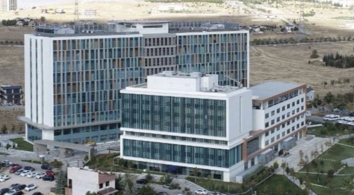 Hastanelerde dünya standartlarında
yangına, depreme, sele dayanıklı örnek bina görmek isteyenler gelsinler
LÖSEV LÖSANTE HASTANESİNİ görsünler.
Sağlık Bakanı ⁦<a href="/drmemisoglu/">Prof. Dr. Kemal Memişoğlu</a>⁩ ‘nu uyarıyoruz.
İş merkezinden dönüşmüş veya merdivenaltı hastaneleri bir an önce KAPAT ve MÜHÜRLE