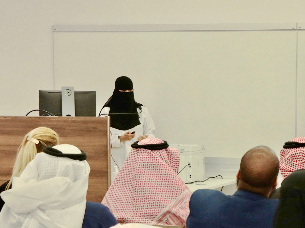 أطلق قسم الخصوبة وطب الإنجاب في المستشفى التخصصي لصحة المرأة بمدينة الملك عبد العزيز الطبية بالرياض - الشؤون الصحية بوزارة الحرس الوطني؛ برنامجًا رائدًا لحفظ الخصوبة عند الأطفال يعد الأول على مستوى المملكة.

حيث تم خلال هذا الأسبوع إجراء عمليات حفظ الخصوبة لخمسة فتيات قبل تعرضهن