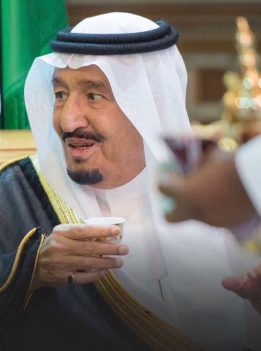 AlsaudBadar's tweet photo. العدل والاستقرار والأمن والنماء والتطوّر هي أبرز سمات سنوات حكم مولاي وسيدي #خادم_الحرمين_الشريفين
#الملك_سلمان_بن_عبدالعزيز 
حفظه الله ورعاه وأيّده بنصره
10 أعوام رسّخت حضور #المملكة_العربية_السعودية بما يُناسب مكانتها كقوّة مؤثرة وفاعلة في المشهد السياسي على كافة المستويات، وبقيت رغم تحوّل المراحل داعمًا مُهمًا وثابتًا لتحقيق السلام بجهود رجالها المخلصين وتلاحم ووحدة كل السعوديين. 

#ذكري_بيعه_الملك_سلمان 
#الذكرى_العاشرة_للبيعة