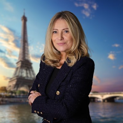 ElodieBaude's tweet photo. #NouvellePhotoDeProfil https://t.co/LqHmoSIRvj