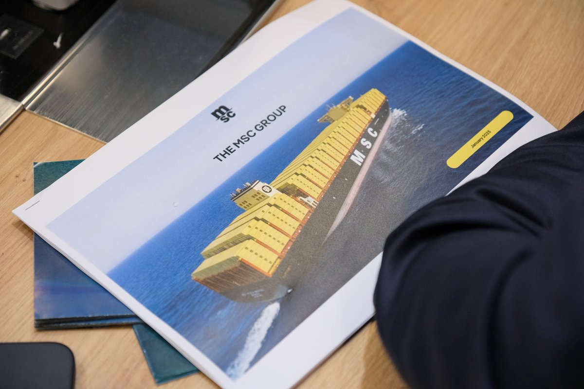 Mara Lezama tweet media