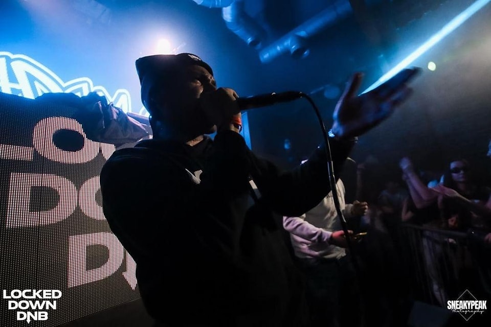 Got my boy SpookaSonic on the Jagged Social books, ready to SKYROCKET his DnB career to the next level 🚀

This man is cooking up some seriously innovative strategies, the likes of which have NEVER been seen in DnB.

The BAR-CODE is coming. Watch this space 👊