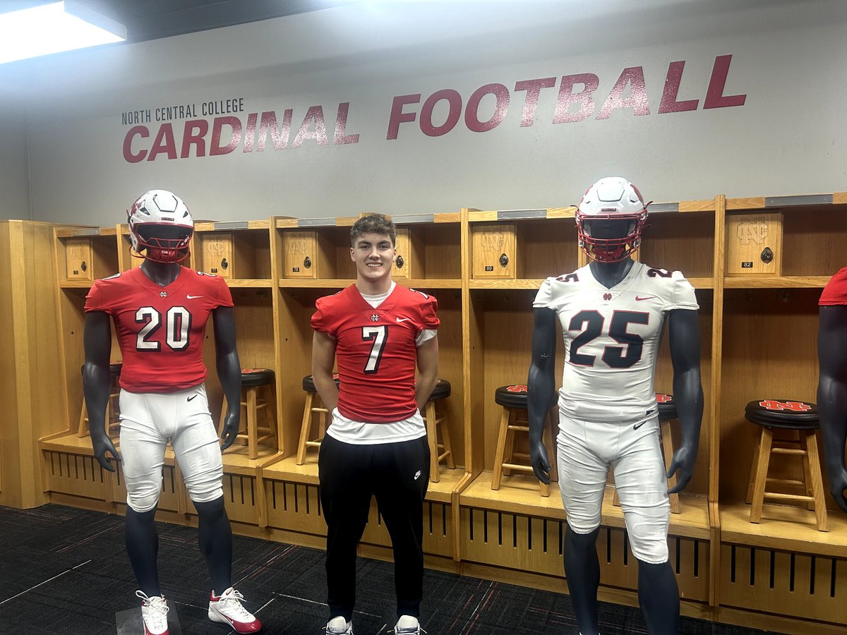DomKelly_10's tweet photo. After a great conversation with @CoachSpence_NCC @CoachFehrle, I am grateful to receive an opportunity to play for National champions @football_ncc‼️ https://t.co/cuelRkc3Zn