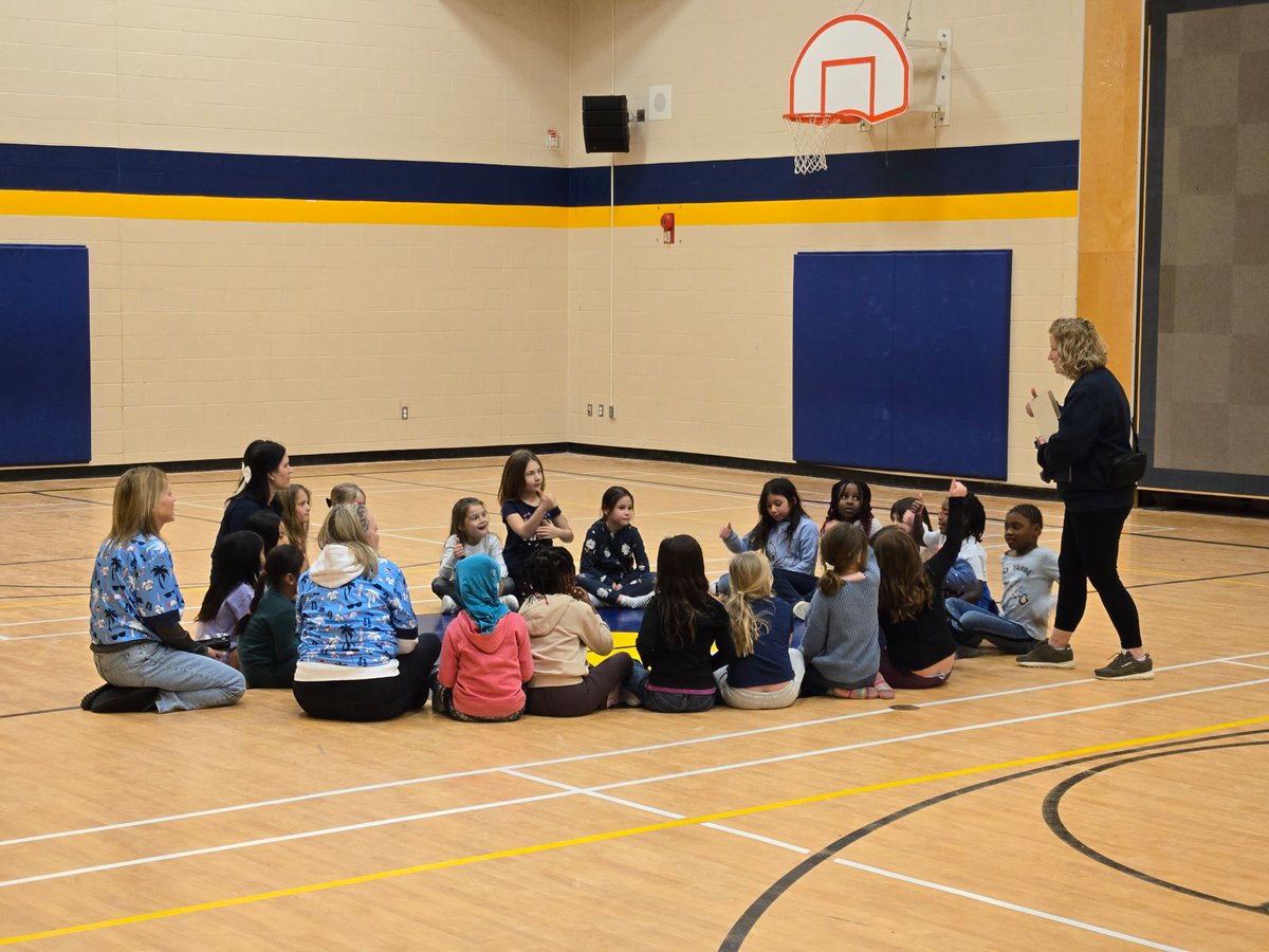 Saint Anne (@stannestars) on Twitter photo We are excited to kick off the GIRLS at BAT program today. Thanks to the Blue Jays, thanks to our great teacher leaders: Mrs. Bachewich and Mrs. Rau and thanks to Trustees Weiler and Doherty-Masters for their visit participation and support! <a href="/WaterlooCDSB/">Waterloo Catholic DSB</a> <a href="/WCDSBhpe/">M</a> <a href="/BlueJays/">Toronto Blue Jays</a> We are excited to kick off the GIRLS at BAT program today. Thanks to the Blue Jays, thanks to our great teacher leaders: Mrs. Bachewich and Mrs. Rau and thanks to Trustees Weiler and Doherty-Masters for their visit participation and support! <a href="/WaterlooCDSB/">Waterloo Catholic DSB</a> <a href="/WCDSBhpe/">M</a> <a href="/BlueJays/">Toronto Blue Jays</a>