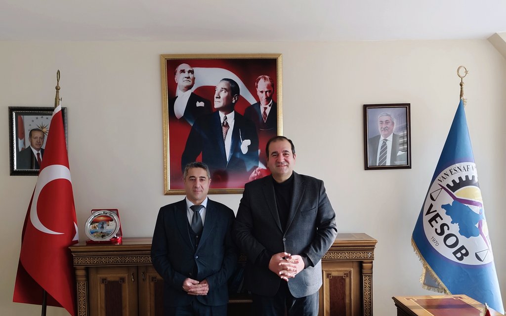🟦 Van Esnaf ve Sanatkârlar Odaları Birliği’nde değerli oda başkanlarımızla bir araya geldik.

 🟦 KOSGEB’in yeni dönem destekleri ve girişimcilik konularında kapsamlı bilgilendirmelerde bulunduk, esnafımızın ekonomimize olan katkılarını nasıl daha da  artırabileceğimizi ele