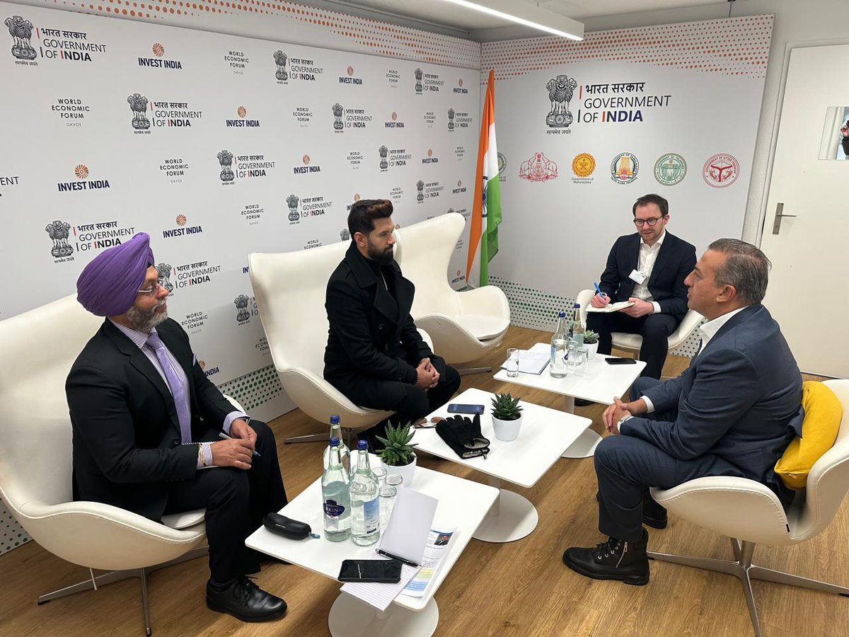 iChiragPaswan's tweet photo. Driving innovation through collaboration!
Met Mr. Jai Shroff, Chairman & Group CEO, UPL Limited, to explore opportunities for integrating advanced agricultural solutions into India’s food ecosystem and championing sustainable farming practices. Together, we aim to shape a resilient and sustainable future.

#UPL लिमिटेड के चेयरमैन और ग्रुप CEO, श्री जय श्रॉफ से मु��ाकात हुई। भारत के खाद्य तंत्र में उन्नत कृषि समाधान को एकीकृत करने और सतत खेती के प्रयासों को बढ़ावा देने के अवसरों पर विस्तृत चर्चाएं हुई।

#Davos2025