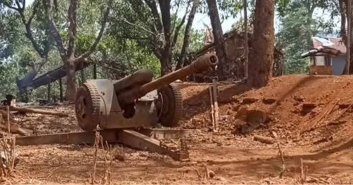 NimrodAndrew's tweet photo. #KNU and its allies have successfully captured Kataiti town in the Papun area today after a prolonged battle with SAC forces. This marks a significant achievement, as Kataiti served as a key military stronghold. https://t.co/22WtoY7omX