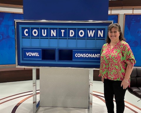 Suzanne Anisfeld, member of Watford and Bushey Bridge Club, has recently appeared on Channel 4's Countdown. Her episode aired earlier this week, 21 Jan. More info on EBU blog: ebu.co.uk/blog/ebu-membe…

You can watch the episode on Channel 4's 4OD: channel4.com/programmes/cou…