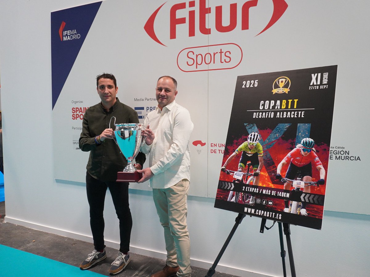 DipualbaDeporte's tweet photo. La XI #CopaBTT Desafío Albacete ya está en marcha. La Diputación de Albacete @dipualba ha aprovechado su presencia en el Pabellón de #FiturSports para presentar la próxima edición de este evento en la Feria Internacional de Turismo #FITUR. https://t.co/HsCDufWK18