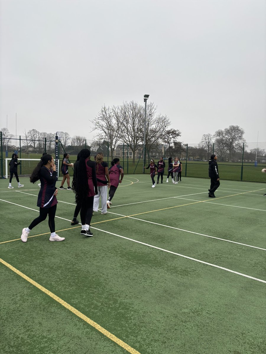 Miss McArthur (@missmdgs) on Twitter photo A great match against Eltham College yesterday. Well done on the win (10-7) 👏🏼 <a href="/DartfordGSsport/">DartfordGSsport</a> A great match against Eltham College yesterday. Well done on the win (10-7) 👏🏼 <a href="/DartfordGSsport/">DartfordGSsport</a>