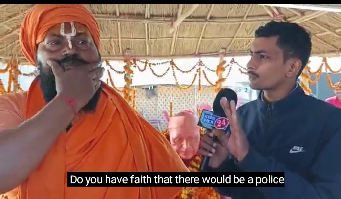 highcourtadvo's tweet photo. जानकारी के लिए बता दूँ ये जो मुलायम सिंह यादव के मूर्ति के साथ बाबा खड़ा है यह व्यक्ति बाबा नहीं बल्कि चक महीन गाँव का यदुमुल्ला है।
इसका नाम लाखन यादव है और ये दो बार चोरी में जेल भी जा चुका है।अब ये टंकी में दूध बेंचता है।रीपोस्ट करें ताकि सबको जानकारी हो जाए। https://t.co/wo40o8EzAv