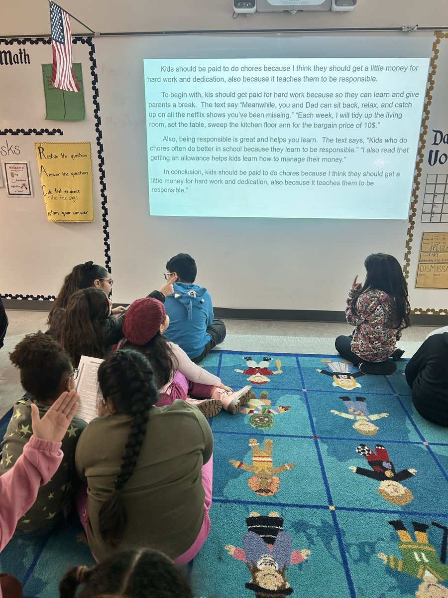 EmilyWesterburg's tweet photo. Practicing using the ECR rubrics to rate our own writing. The kids are having some great conversations 

#pisdlachat https://t.co/PNyc5RrnVC