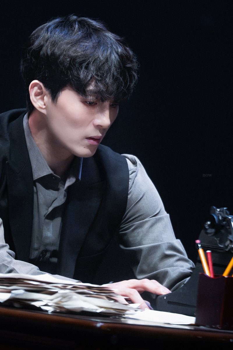 qzz6ns's tweet photo. 250122 더 픽션 밤공 
<낙인>  

그레이 헌트/ 손유동 배우님 
_ 
이것이 마지막이야 https://t.co/5YAAx8ma06