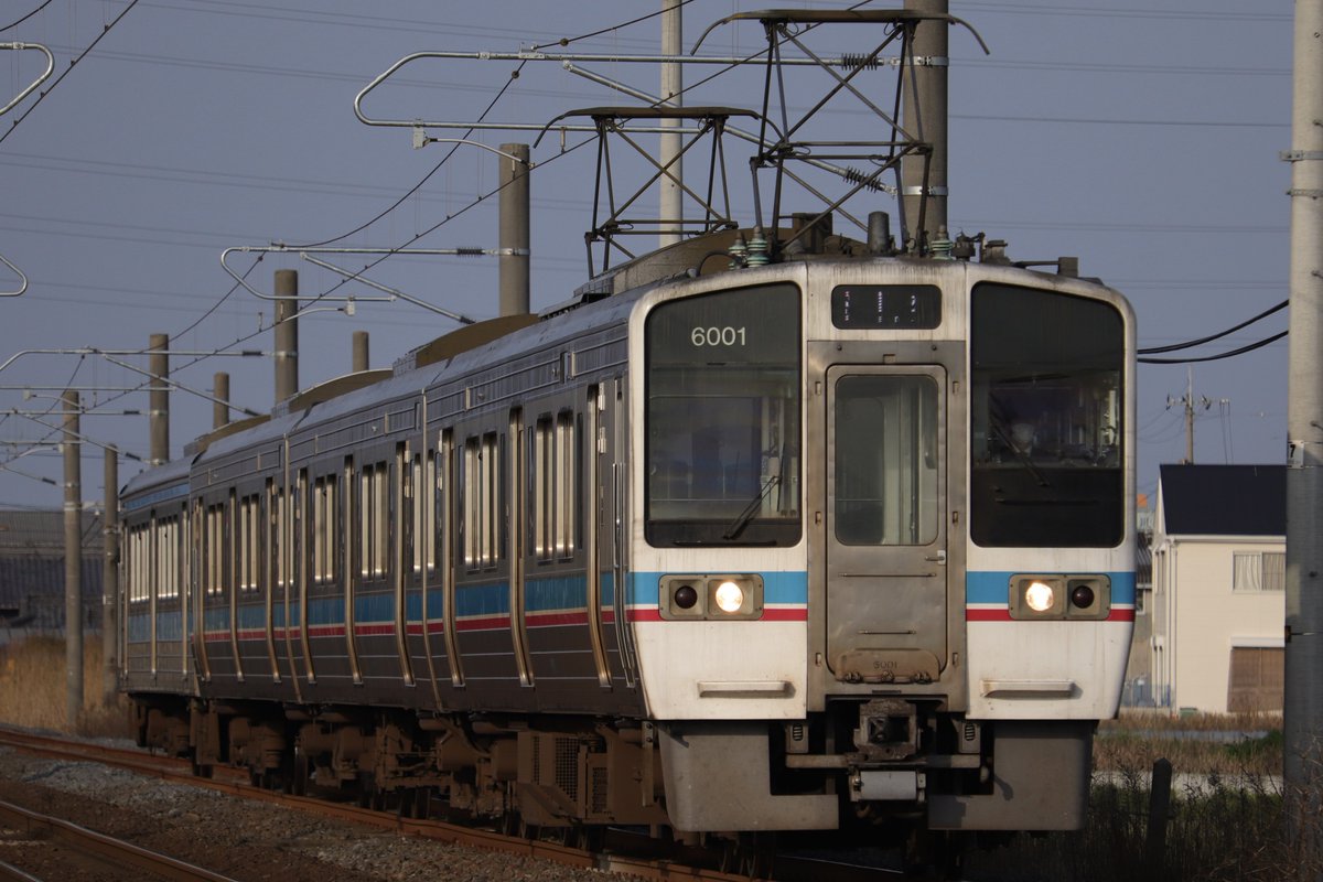 HAM_DC2000's tweet photo. 114M 快速『サンポート』、
今年3月ダイヤ改正で格下げらしいですね。
#快速サンポートを記録しよう
#114M https://t.co/n6BlOBW1Z5