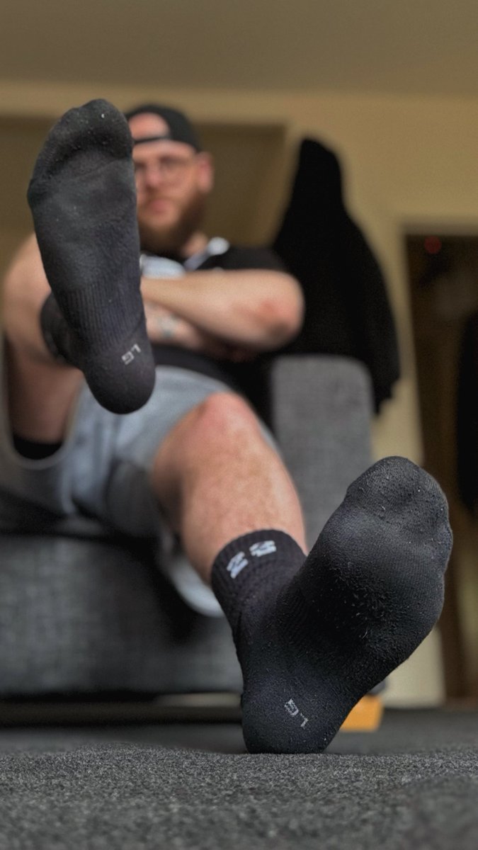 Black socks look so fucking good on me, don’t you think? 😈