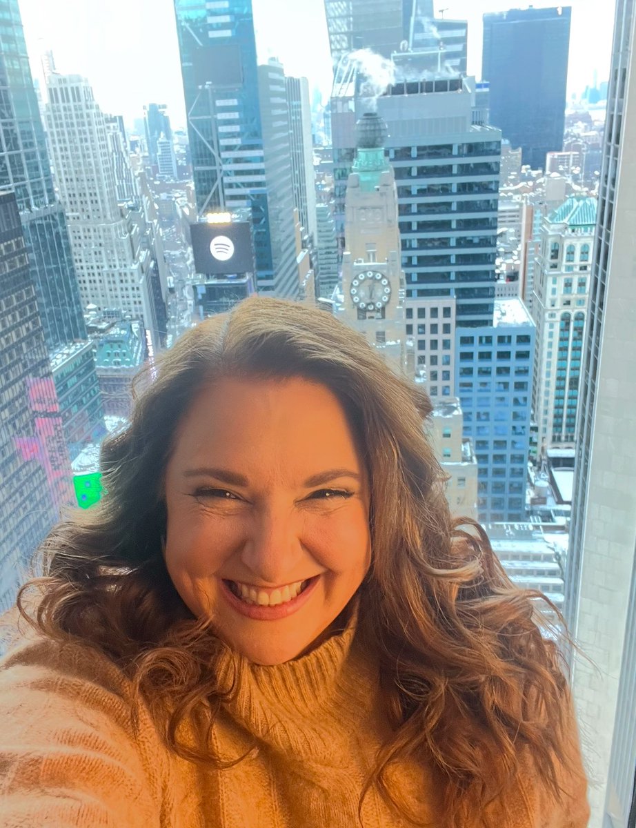 ToniZagent's tweet photo. ‘25 NYC girls trip. #NewYork #Broadway #2025travel #tonizagent https://t.co/RzvmPrexcu