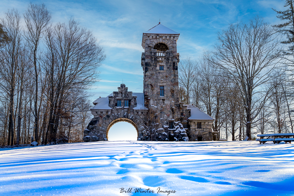 billxp845's tweet image. I Didn't Watch TV
Walked In The Cold Beauty
And This To Shall Pass
.
.
#haiku #sonyalpha #alphacollective #Iloveny #optoutside #shawangunks #nynjtc #newpaltz #mohonkpreserve #createnomatterwhat  #bhcreators #sonycreators #ulstercountytourism  #ngphotographerchallenge