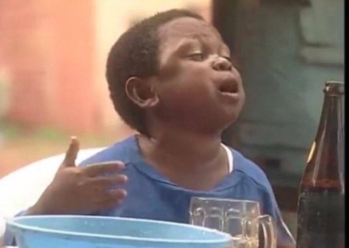 I want to be healthy, but I'm weak for fresh fried food!😅