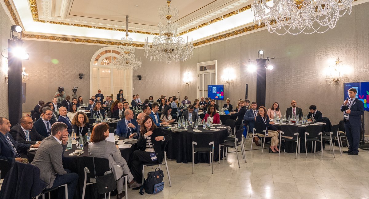 BCFE - Barcelona Centre Financer Europeu (@bcn_ctr_fin_eur) on Twitter photo 🎯 Yesterday, president at <a href="/bcn_ctr_fin_eur/">BCFE - Barcelona Centre Financer Europeu</a>, participated at discusion "SDG and thematic bonds" to highlight the role of sovereign thematic bonds in raising capital and aligning debt instruments with #SDG priorities for transformative impact, moderated by Karin Svensson of <a href="/Sida/">Sida</a> 🎯 Yesterday, president at <a href="/bcn_ctr_fin_eur/">BCFE - Barcelona Centre Financer Europeu</a>, participated at discusion "SDG and thematic bonds" to highlight the role of sovereign thematic bonds in raising capital and aligning debt instruments with #SDG priorities for transformative impact, moderated by Karin Svensson of <a href="/Sida/">Sida</a>