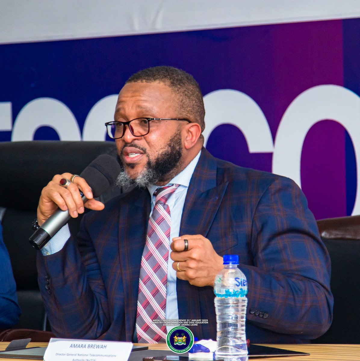 MoiceComm's tweet photo. #NaTCA recently fined Orange Sierra Leone $1 million for failing to meet service quality standards, demonstrating the agency’s commitment to protecting citizens, government, and investors alike.
#WeeklyPressConference
@SaloneBigPassWiAll https://t.co/rnqcQKJfxD