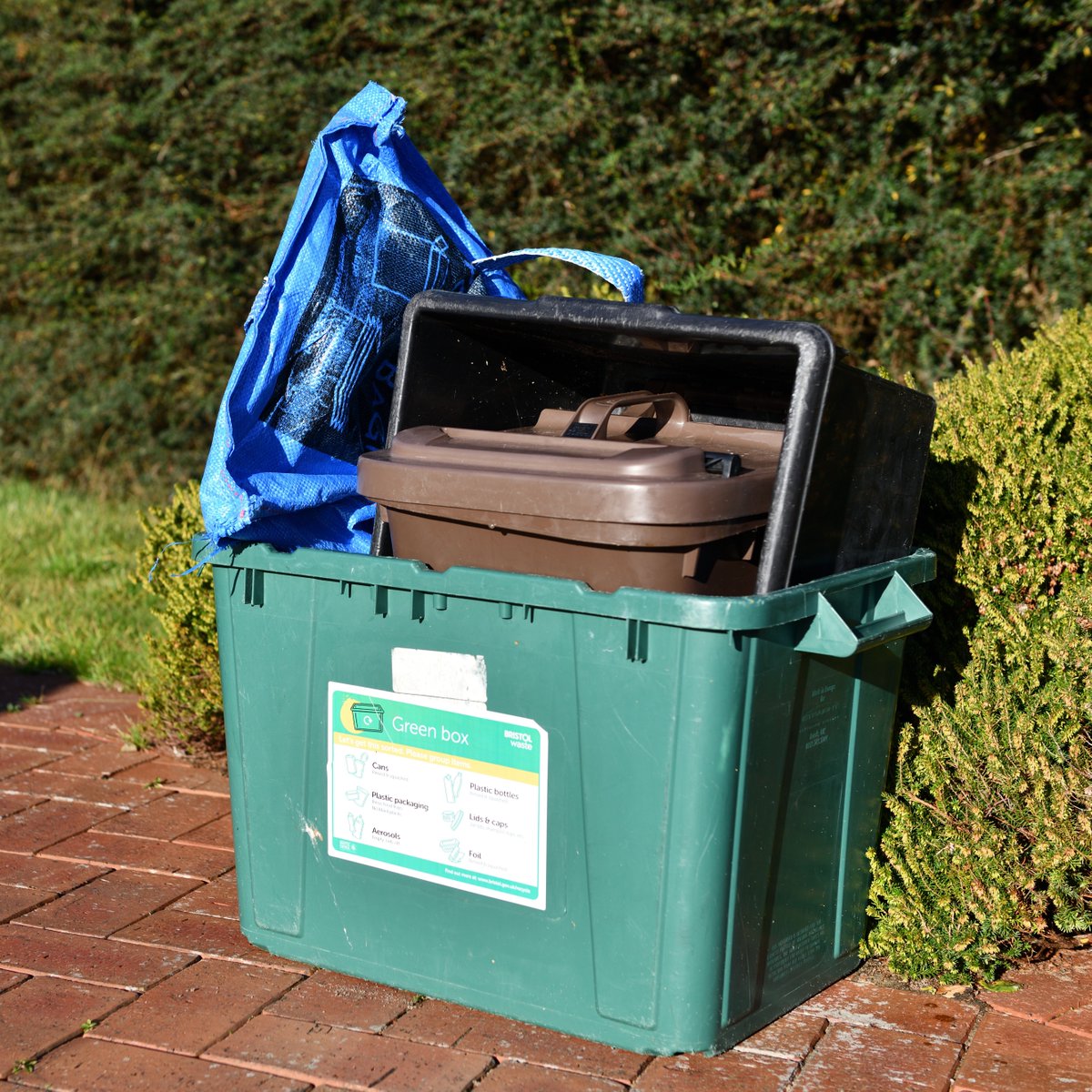 Bristol Waste tweet media