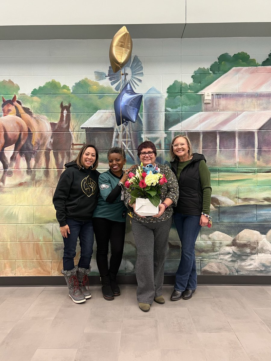 SBoiarsky's tweet photo. Check out the @USEStallions SHABE BILINGUAL teacher of the year!!! Ms. Bastias @ebastias_ https://t.co/wrBBktcSfe