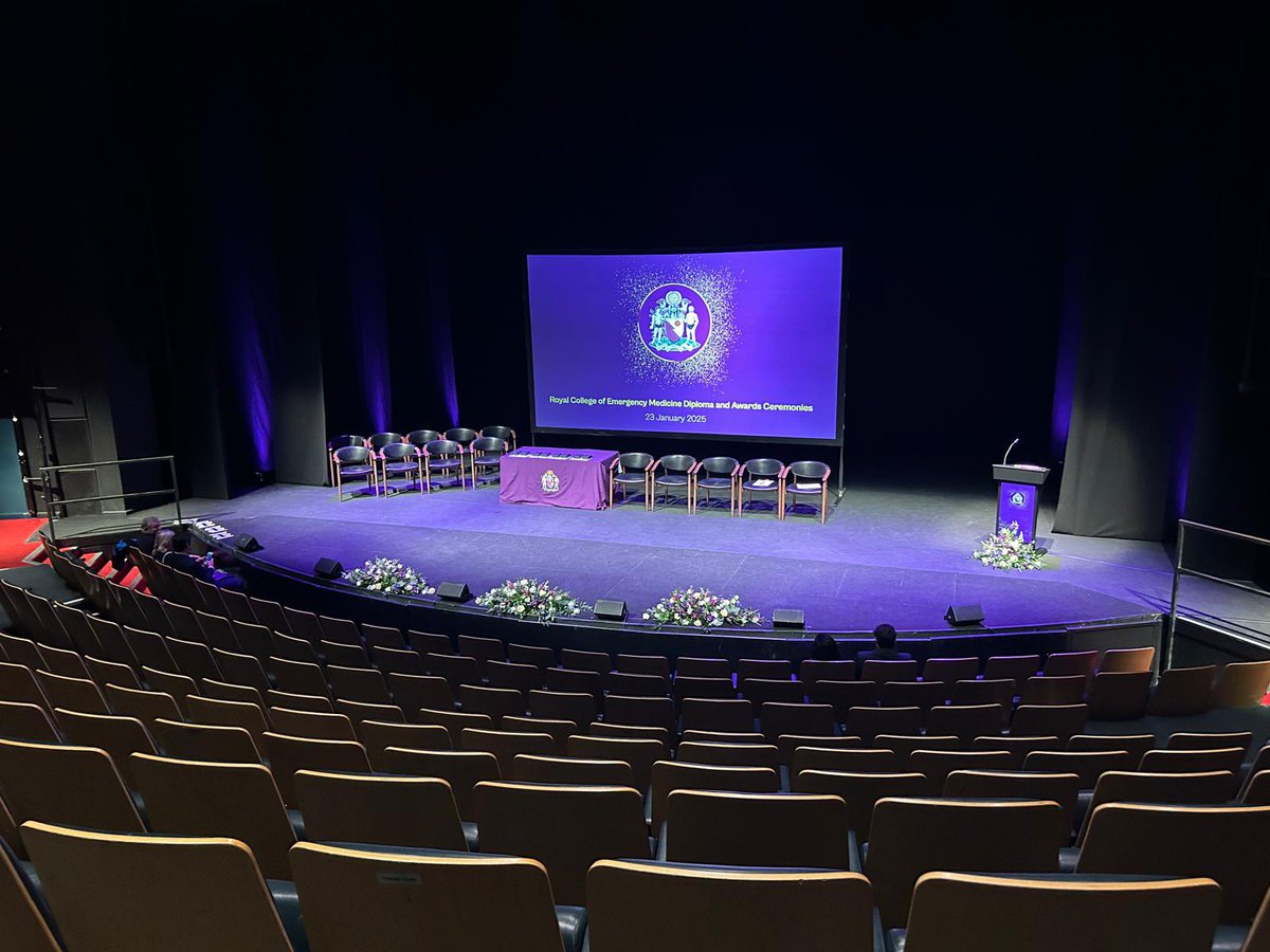 Karen Johnstone 💙 tweet media