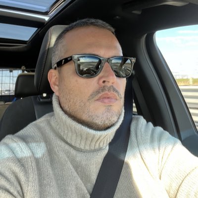 forthunes's tweet photo. #NuovaFotoProfilo https://t.co/NzYEyWOhDo