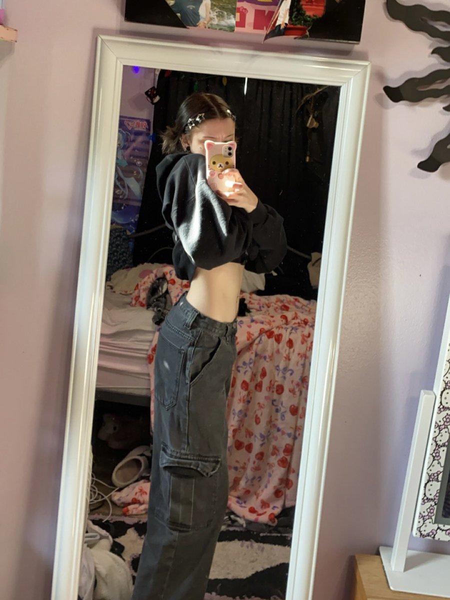 beamgrl's tweet photo. Morning skinny is all I have to keep myself sane (they took away my scale) https://t.co/UCzEwG2kDk