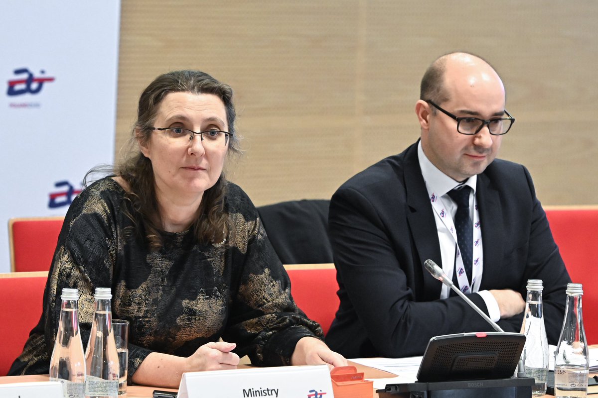 PLintheEU's tweet photo. 📅 Behind us is an informal meeting of the EU Committee for Civilian Aspects of Crisis Management (CivCom).

It gathered diplomats from 🇪🇺 member states, EU institutions, and representatives of Polish authorities that second experts to EU civilian missions.

#Poland25eu https://t.co/5LM7SqZYSh