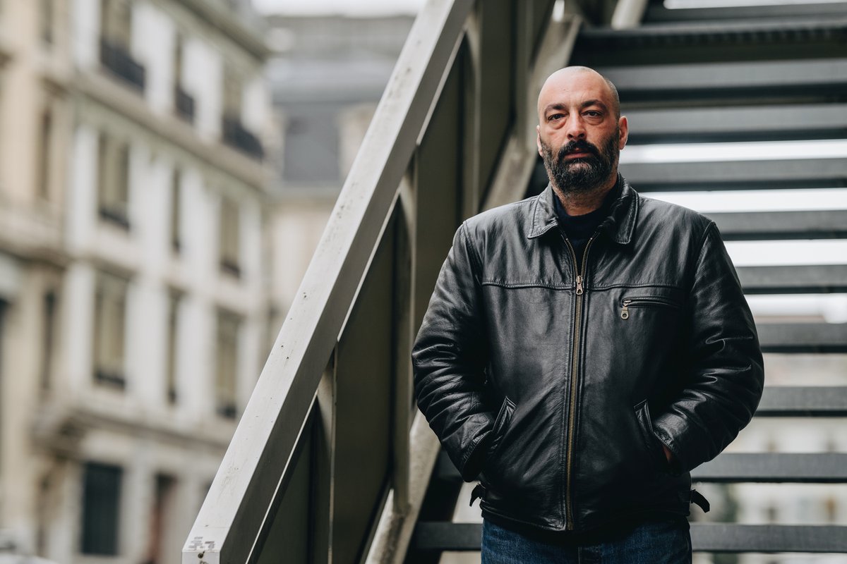 LES PORTRAITS 👩‍🎨
___
Cette année, Sébastien Moritz capture les cinéastes, les membres des jurys et les inivité·e·s du festival avec son objectif. 

Ala Eddine Slim réalisateur de Agora

📸 @seb.moritz