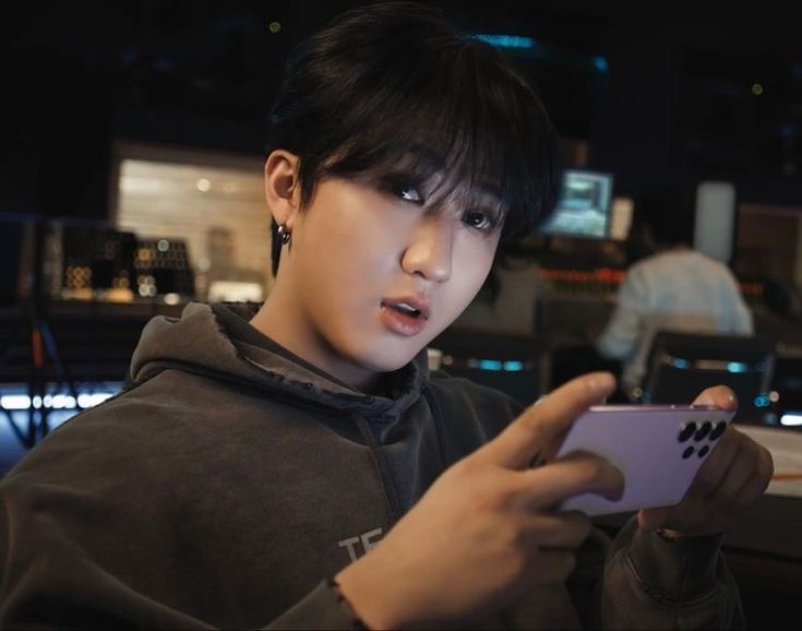 seodoodle's tweet photo. ✦Hilo de #Changbin siendo un excelente modelo y actor de publicidad✦ https://t.co/MVbJeo05Cg