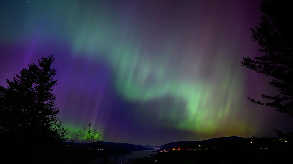 Northern Lights Forecast: These 10 States Could See Aurora Borealis Tonight As Geomagnetic Storm Nears
go.forbes.com/c/TWkC