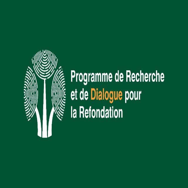 maria_abasse's tweet image. Le PRÉDIRE (je vous l’expliquerai mieux dans un autre post ☺️) a pour objectif général :
🔗👌de #Contribuer à la #refondation de la #gouvernance #démocratique au Mali.

Ses deux objectifs spécifiques:

🎨 Objectif spécifique 1
Enrichir le débat public par la valorisation