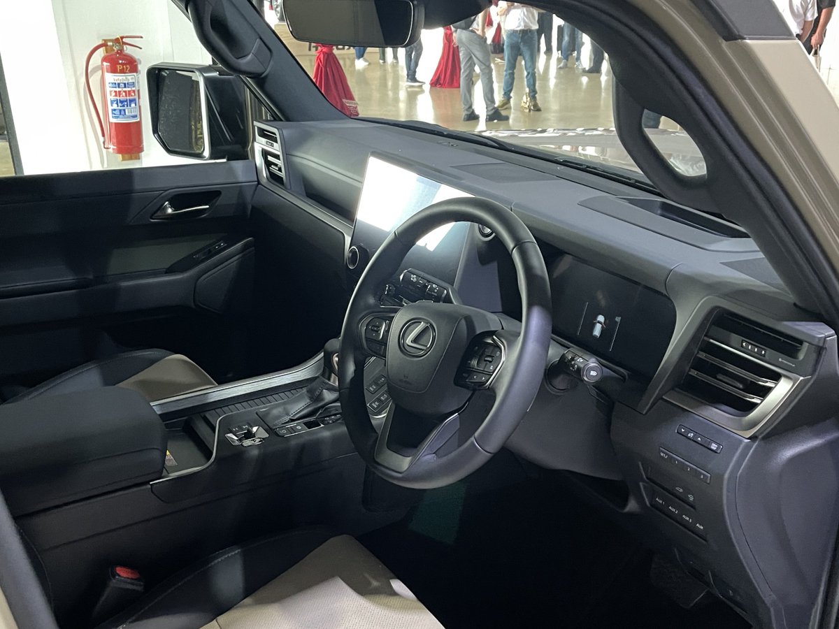 Khulekani on Wheels tweet media