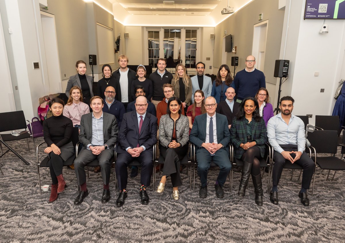 RAEng_Hub's tweet photo. Yesterday we officially launched our #Science and #Technology #VC Fellowship, together with @Imperialcollege 

@VallancePatrick Minister for Science shared insights on the transformative potential of this program for UK innovation and growth.
 
#DeepTech #Innovation #LifeSciences https://t.co/rKd6lng3LW
