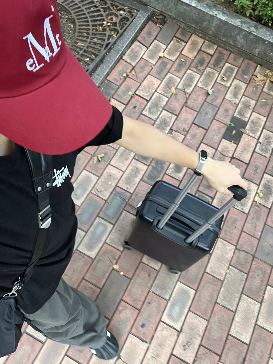 Premium_hans's tweet photo. 오옷티디 🥋
#OOTD #느좋 #트친 #구함 #트친소 #맘눌뎀 https://t.co/P0bFykECZs