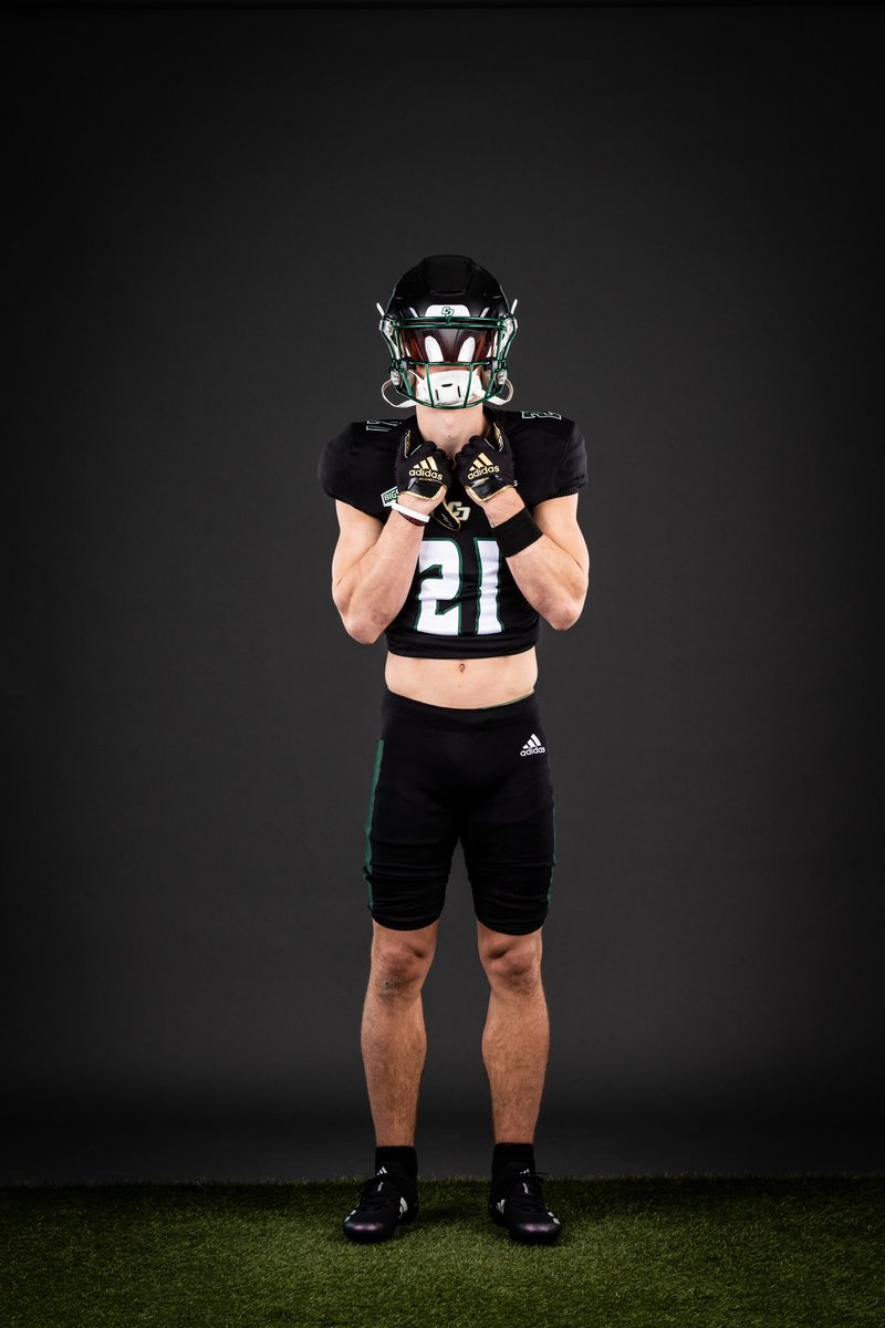 HudsonGiarritta's tweet image. COMMITTED! Blessed to be home.
@wesyerty24 @CoachWulff @CoachMHazelwood