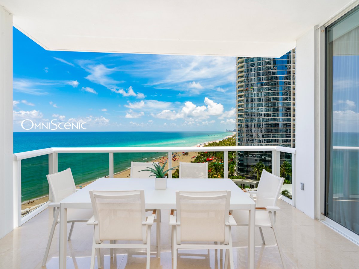 omniscenic's tweet photo. We offer photo, video, 3d tours, aerial drone services for real estate, businesses, interior designers, architects, builders &amp; more.

📍South Florida

Contact us today for prices &amp; availability! https://t.co/eACf8C122g