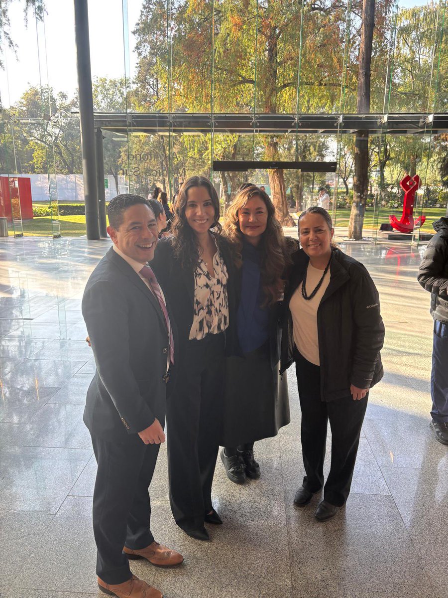 Blanca Lizaola-Mayo, MD, DABOM (@blankmd22) on Twitter photo Fue un honor hablar esta mañana en <a href="/medicasur/">Médica Sur</a> sobre #MASLD Enfermedad altamente prevalente y prevenible! #LiverLove <a href="/MayoTransplant/">Mayo Clinic Transplant</a> <a href="/MayoClinicGIHep/">Mayo Clinic Gastroenterology & Hepatology</a> <a href="/IrvingJorgeMD/">Irving Jorge</a> <a href="/GCastro_NarroMD/">Graciela Castro Narro</a> Fue un honor hablar esta mañana en <a href="/medicasur/">Médica Sur</a> sobre #MASLD Enfermedad altamente prevalente y prevenible! #LiverLove <a href="/MayoTransplant/">Mayo Clinic Transplant</a> <a href="/MayoClinicGIHep/">Mayo Clinic Gastroenterology & Hepatology</a> <a href="/IrvingJorgeMD/">Irving Jorge</a> <a href="/GCastro_NarroMD/">Graciela Castro Narro</a>