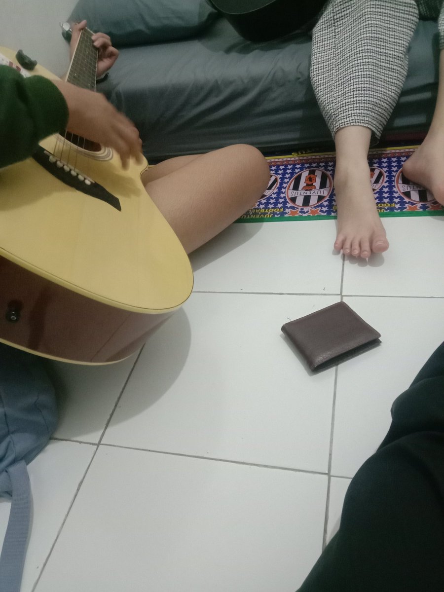 VlkyWldn's tweet photo. akur 10 menit doang ni pasti https://t.co/kHEHRuL45k