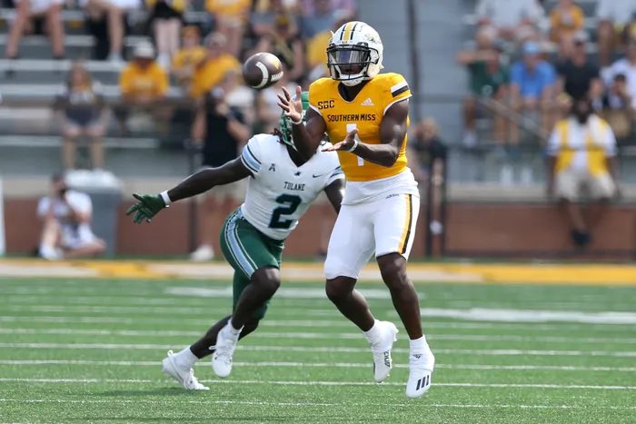 _gregorytate's tweet image. Blessed to receive an offer from @CoachHuff and @SouthernMissFB !!
@_Elite3 @RileyElite3 @PattonBoy_11 @webb_knoxFB