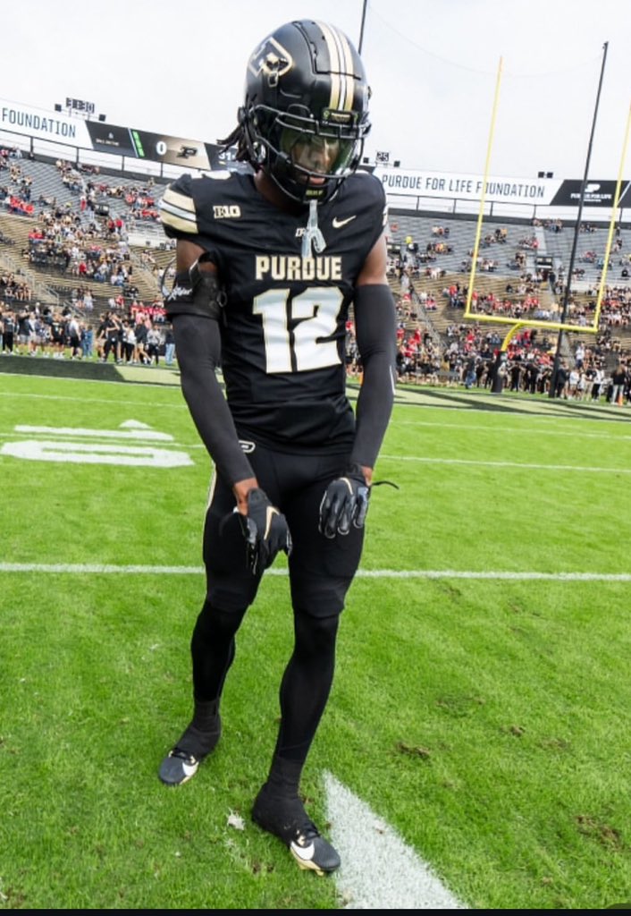 Kesean Bowman (@k3b02) on Twitter photo Blessed to receive an offer from Purdue University 🚂🚂<a href="/Coach_Odom/">Barry Odom</a> <a href="/Coach_Ford/">Cornell Ford</a> <a href="/CoachHinshaw/">Darin Hinshaw</a> <a href="/BuckFitz/">NPA/SUPERMAX 100</a> <a href="/ChadSimmons_/">ChadSimmons</a> <a href="/samspiegs/">Sam Spiegelman</a> <a href="/SWiltfong_/">Steve Wiltfong</a> <a href="/cpw_BA/">CPW</a> Blessed to receive an offer from Purdue University 🚂🚂<a href="/Coach_Odom/">Barry Odom</a> <a href="/Coach_Ford/">Cornell Ford</a> <a href="/CoachHinshaw/">Darin Hinshaw</a> <a href="/BuckFitz/">NPA/SUPERMAX 100</a> <a href="/ChadSimmons_/">ChadSimmons</a> <a href="/samspiegs/">Sam Spiegelman</a> <a href="/SWiltfong_/">Steve Wiltfong</a> <a href="/cpw_BA/">CPW</a>