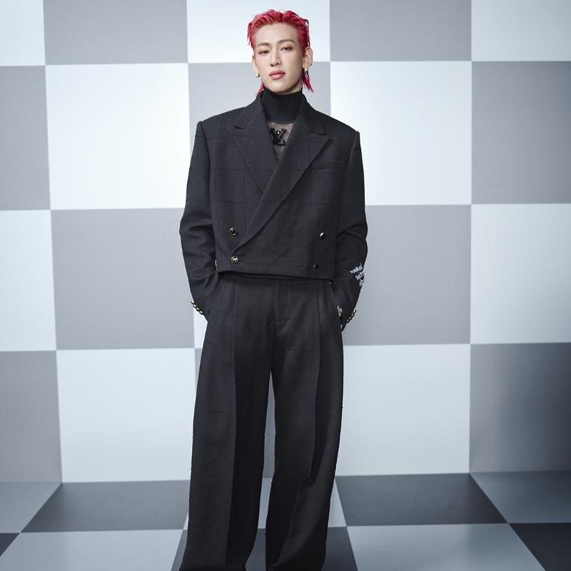 LouisVuitton's tweet photo. Men's Fall-Winter 2025 Show. House Ambassadors and friends of the House #Bambam, #Mahmood, #ZhuYilong, #ShyGirl, #Skepta, and #OmarSy attended #LVMenFW25.