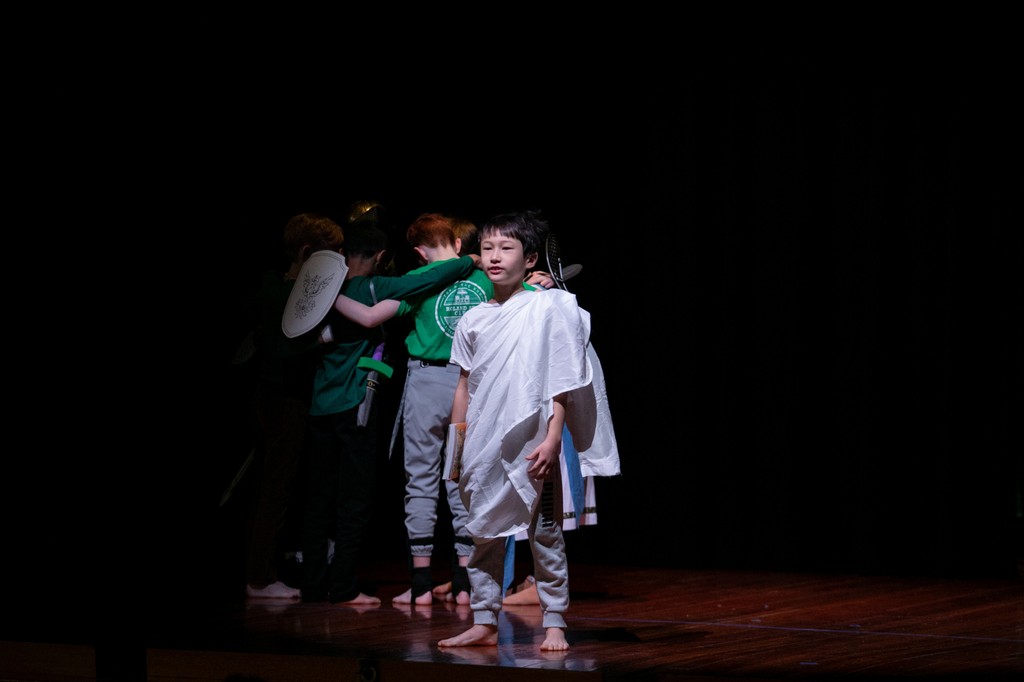 CalvertSchoolMD's tweet image. Ancient myth came to life this week as the Ninth Agers leapt on stage!✨️ Yesterday, the Class of 2030 debuted tales of gods and heroes for all Lower School students — and today, we welcomed parents for an extra-special performance!🎭️👏

#AncientMyth #ClassPlay #Drama #Theatre