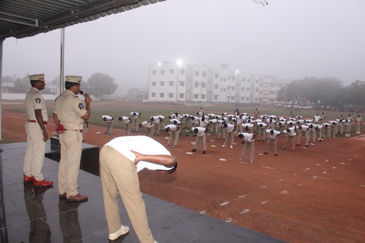 BapatlaPolice's tweet photo. Bapatla District Police Ongoing Mobilization Program to Enhance Armed Reserve Police Skills and Strengthen Public Service
#ArmedReserve #SkillEnhancement #LawAndOrder #ProfessionalDevelopment #PeaceAndSecurity #PublicSafety #PoliceMobilization #EffectivePolicing #CommunitySafety https://t.co/8BMOhetkPm
