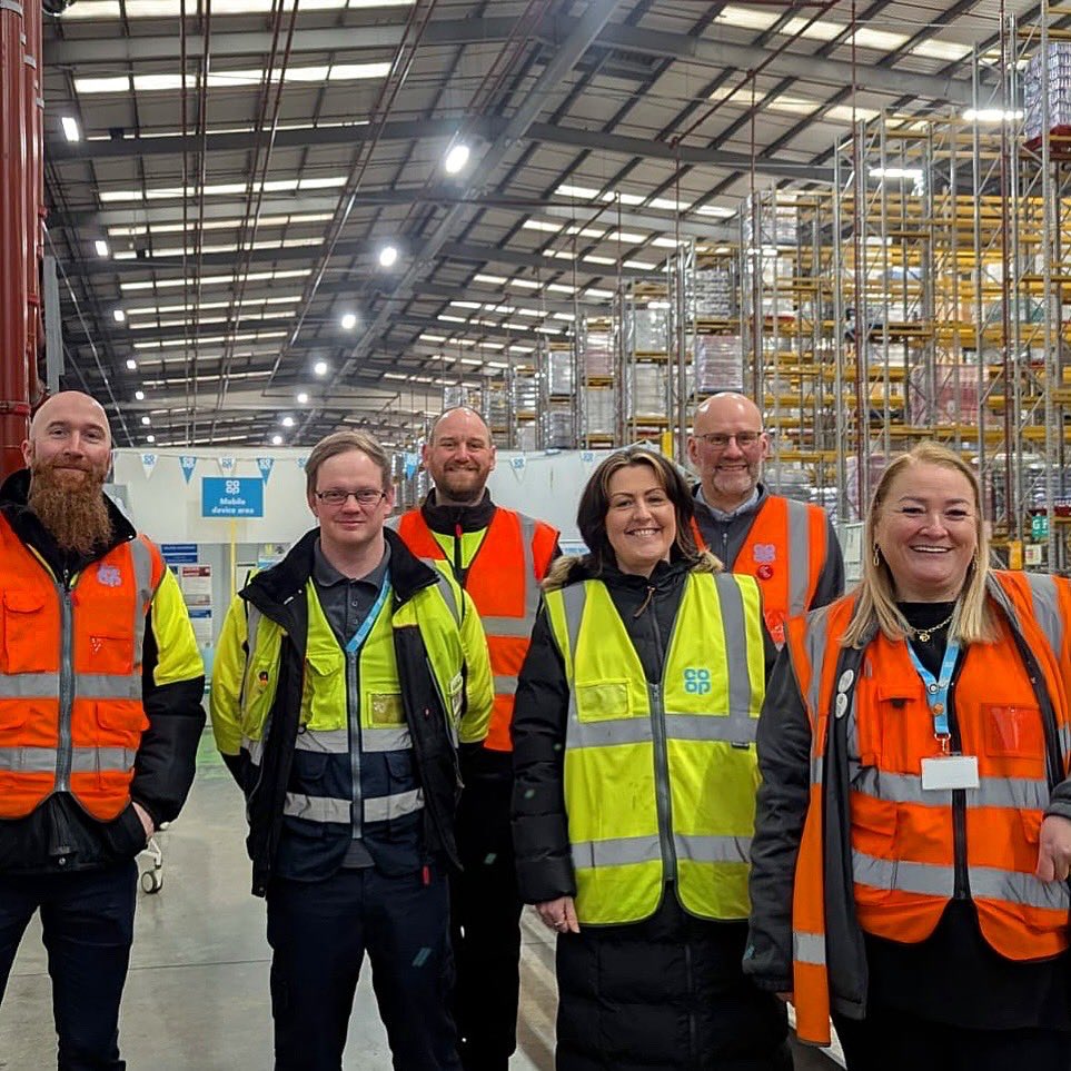 TeamTBBT's tweet photo. Our fabulous Hayley visited our amazing food partner at Co-op Lea Green earlier this week. We want to say a huge thank you to them for their ongoing partnership since 2020 and incredible support in helping us fight food insecurity! ๐
#surplusfood #foodpartner #foodsecurity https://t.co/jklIc4402G